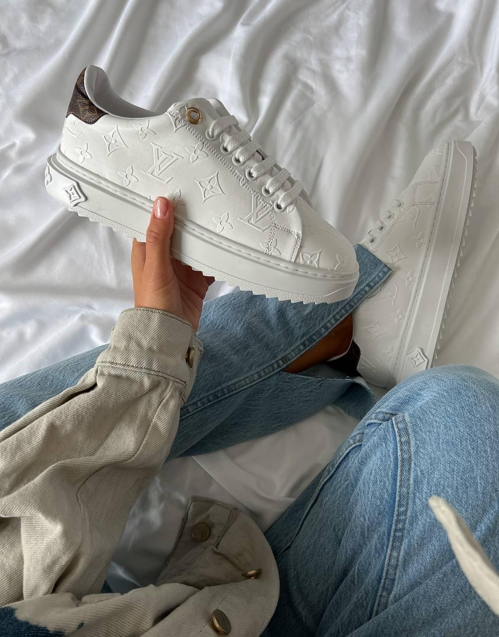 Louis Vuitton Escale White