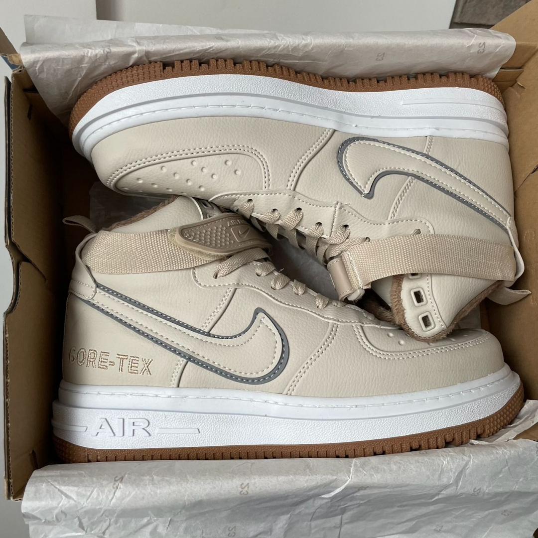 Nike Air Force 1 Gore-Tex Beige (хутро)