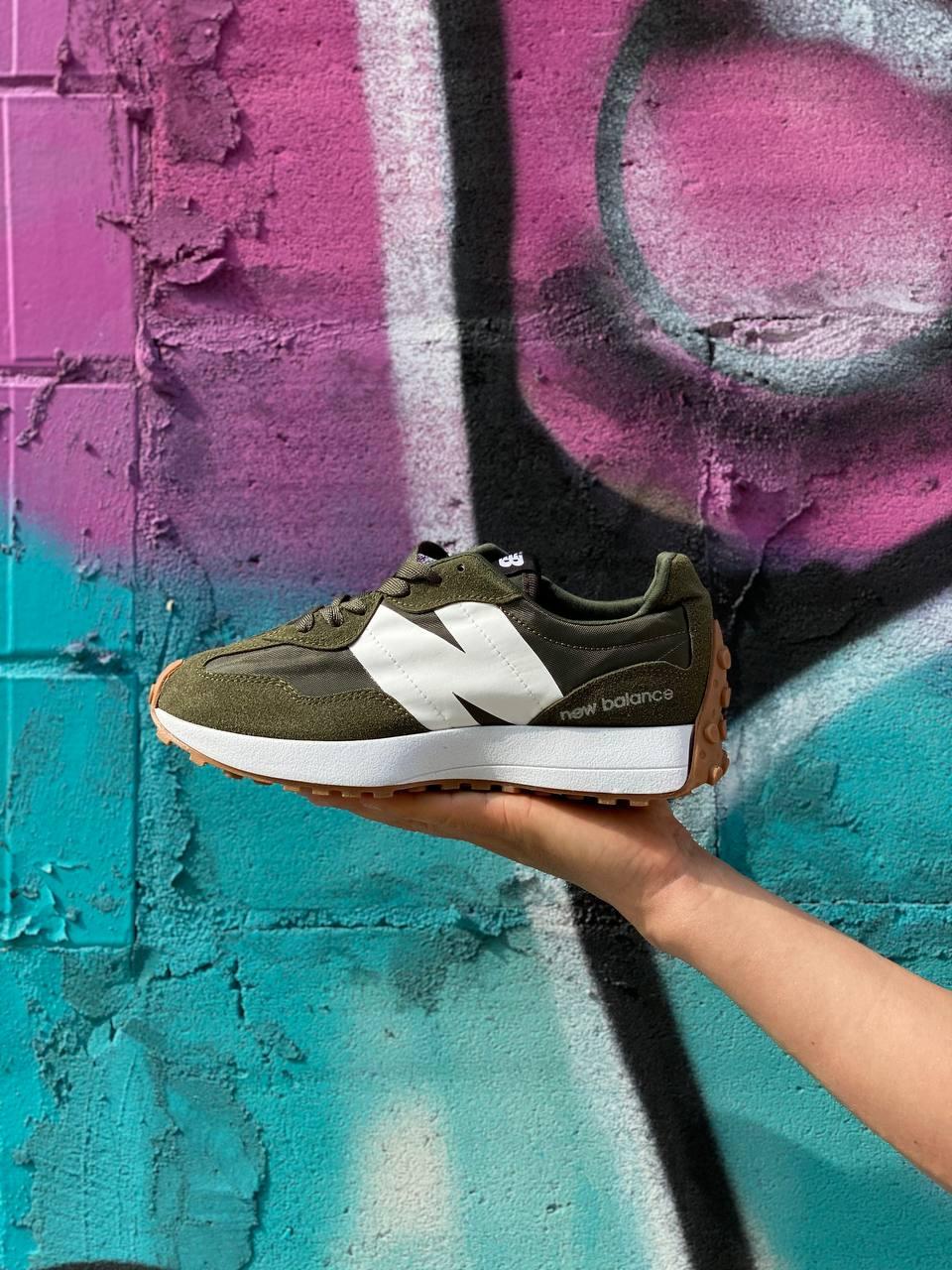 New Balance 327 Khaki