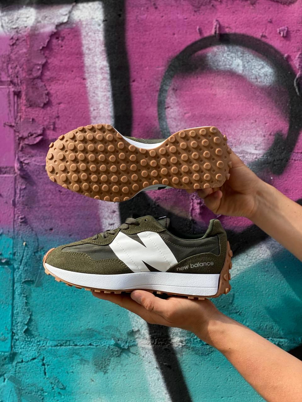 New Balance 327 Khaki