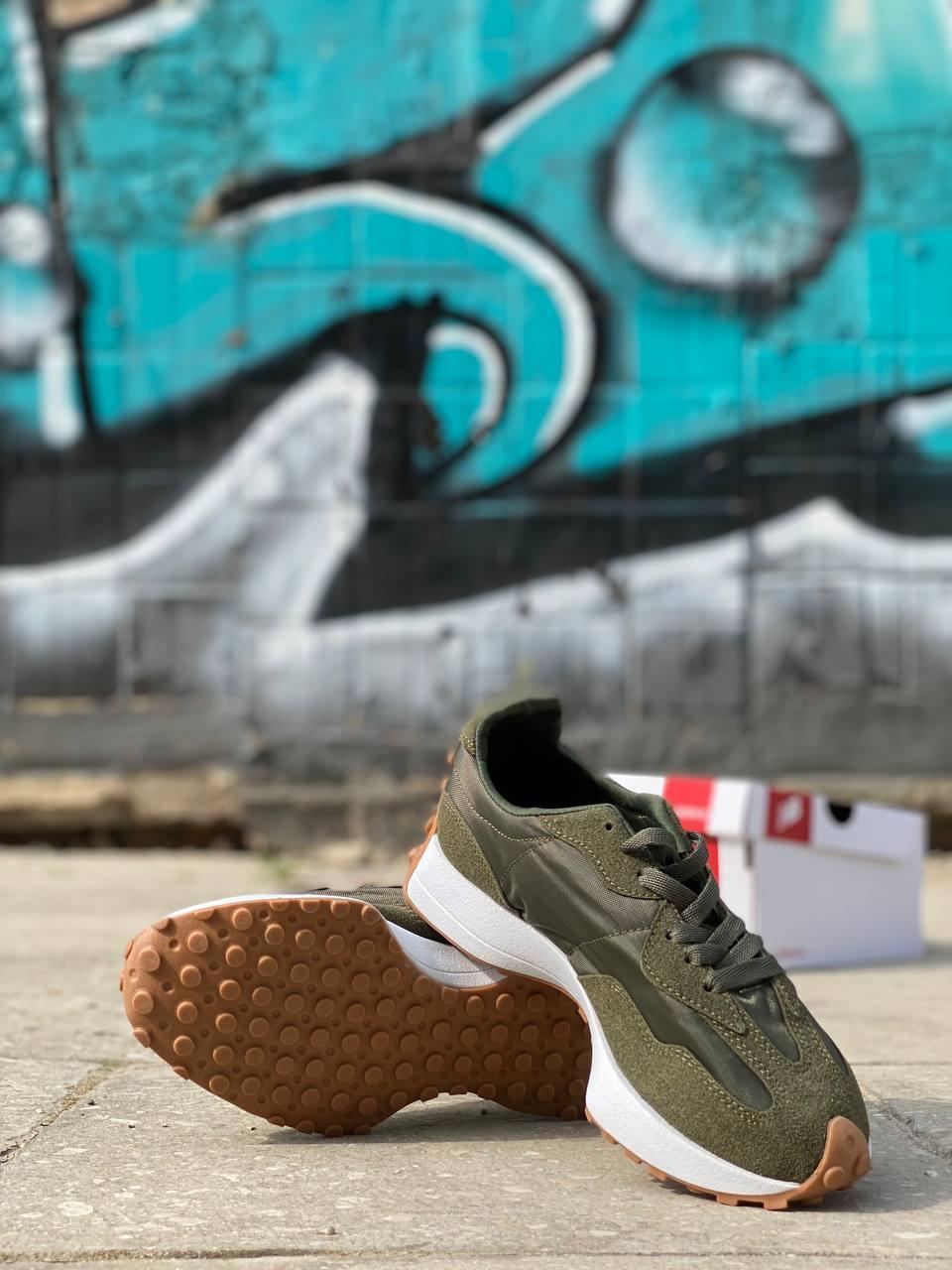 New Balance 327 Khaki