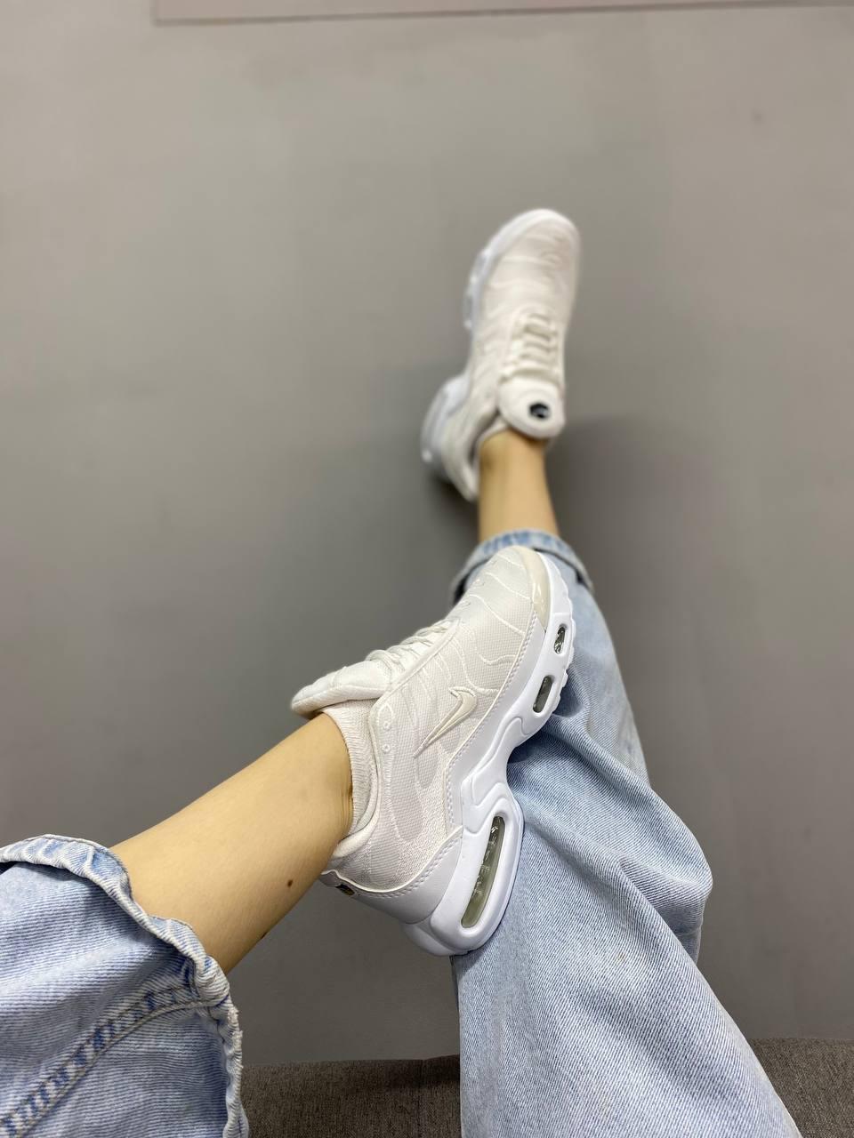 Nike Air Max TN Plus All White