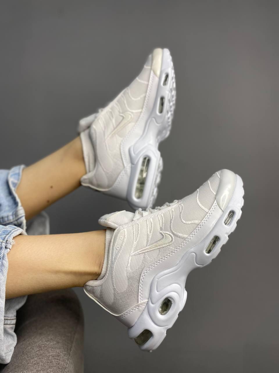 Nike Air Max TN Plus All White