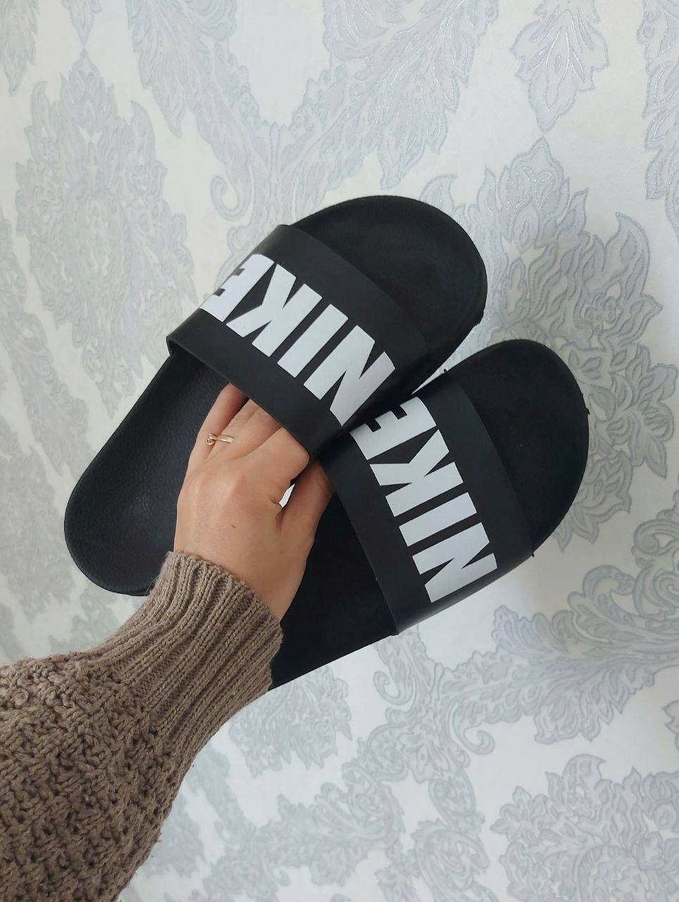 Nike Benassi Black White 3
