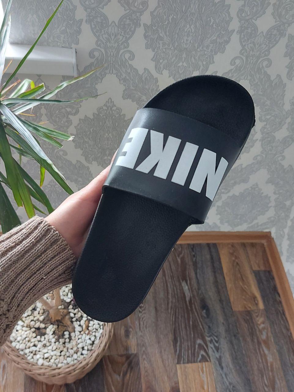 Nike Benassi Black White 3