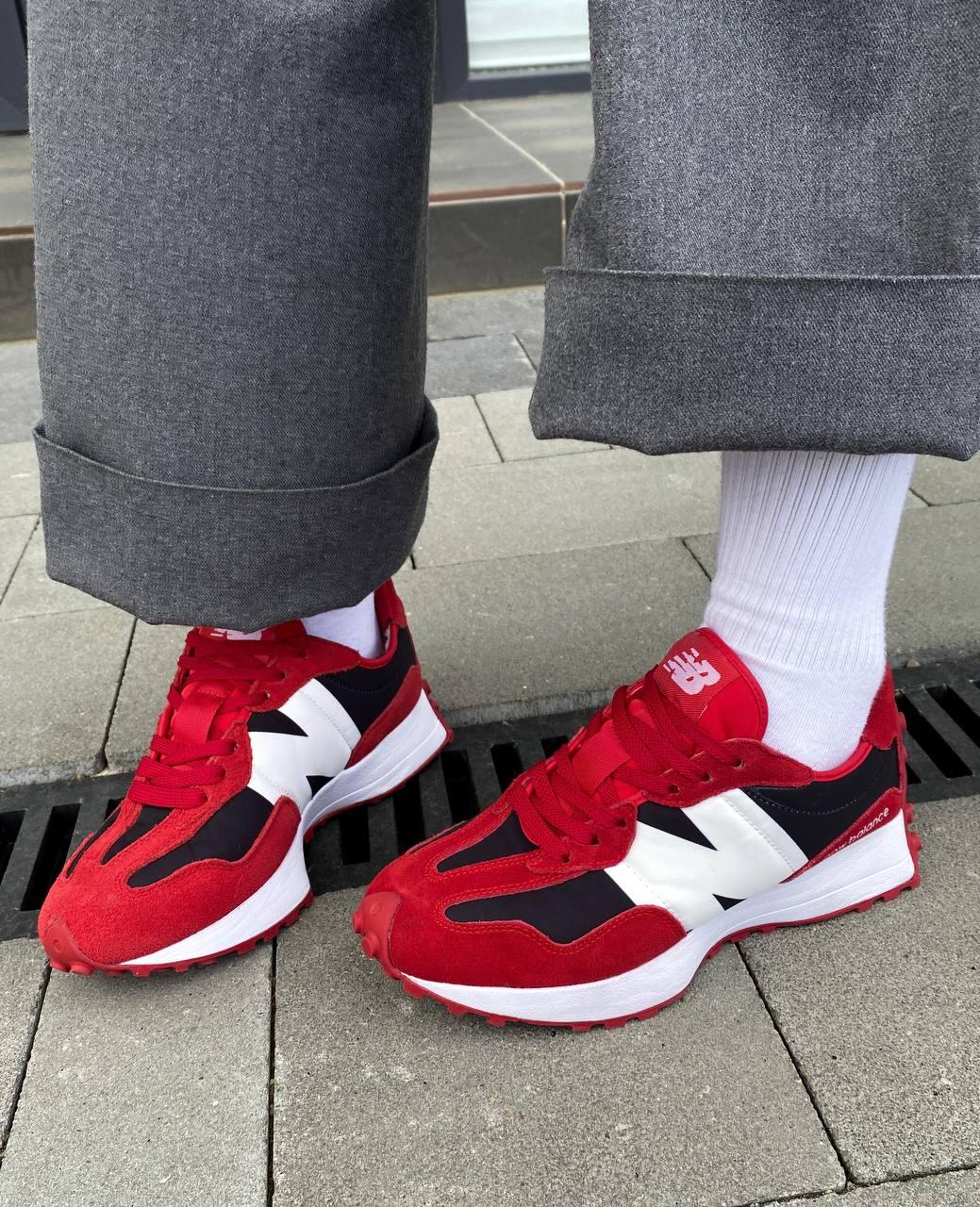 New Balance 327 Red