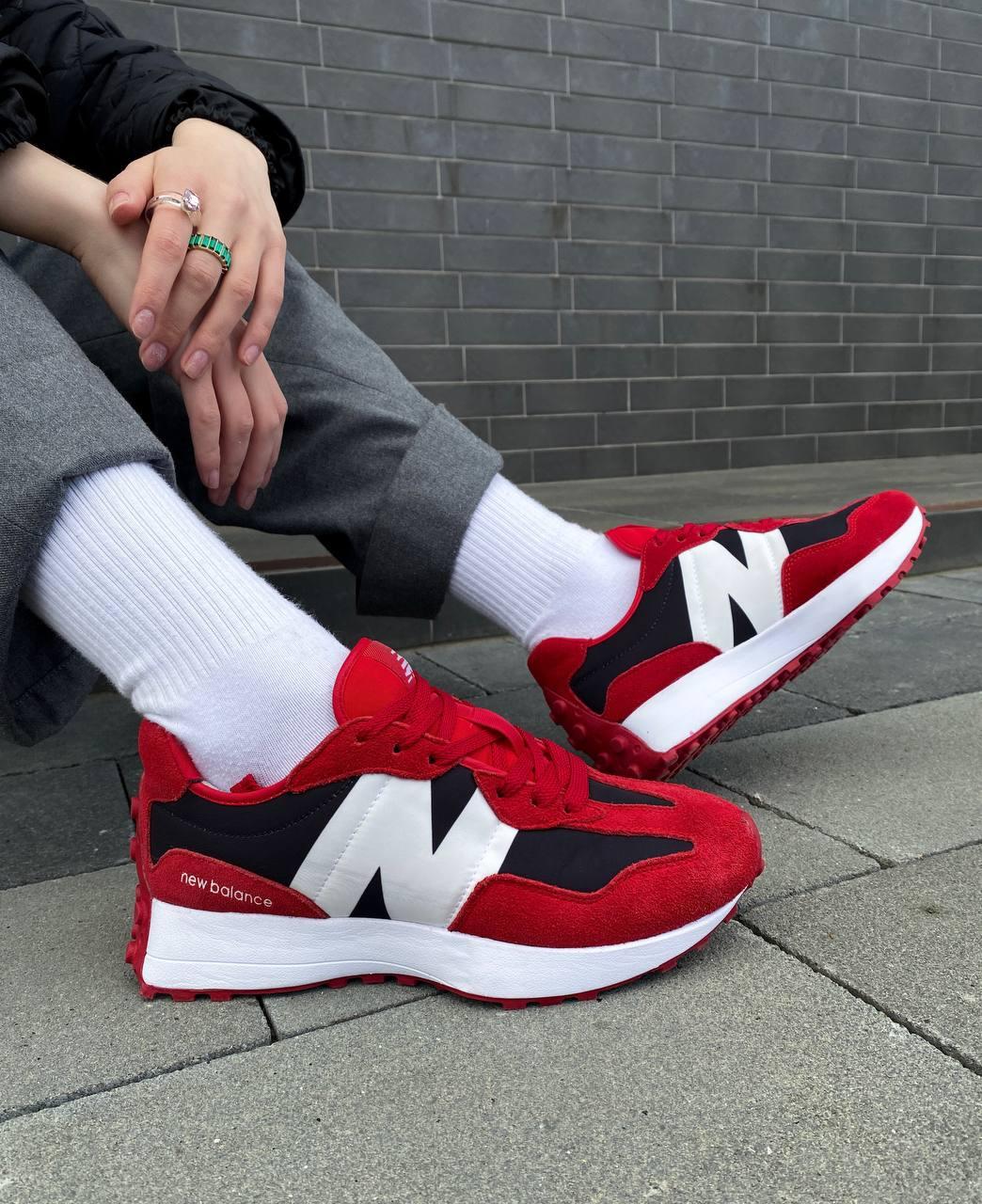 New Balance 327 Red
