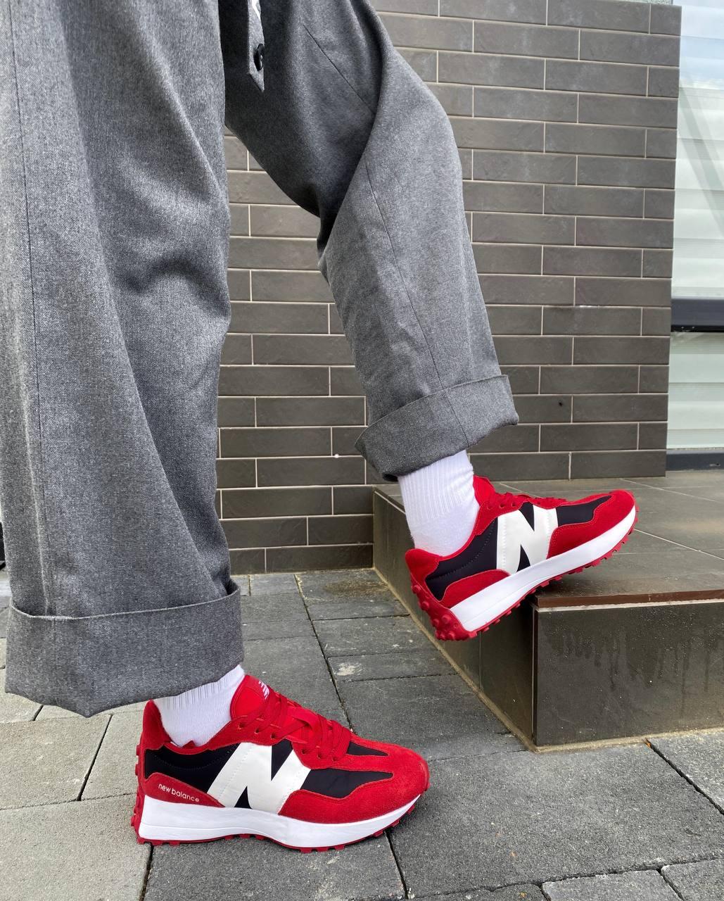 New Balance 327 Red