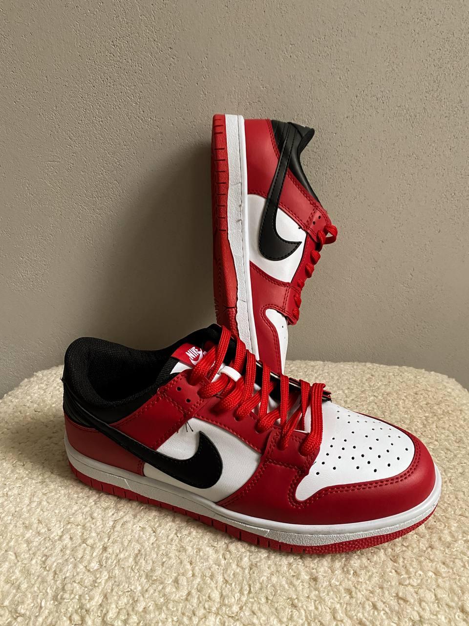 Nike Dunk Low Red Black