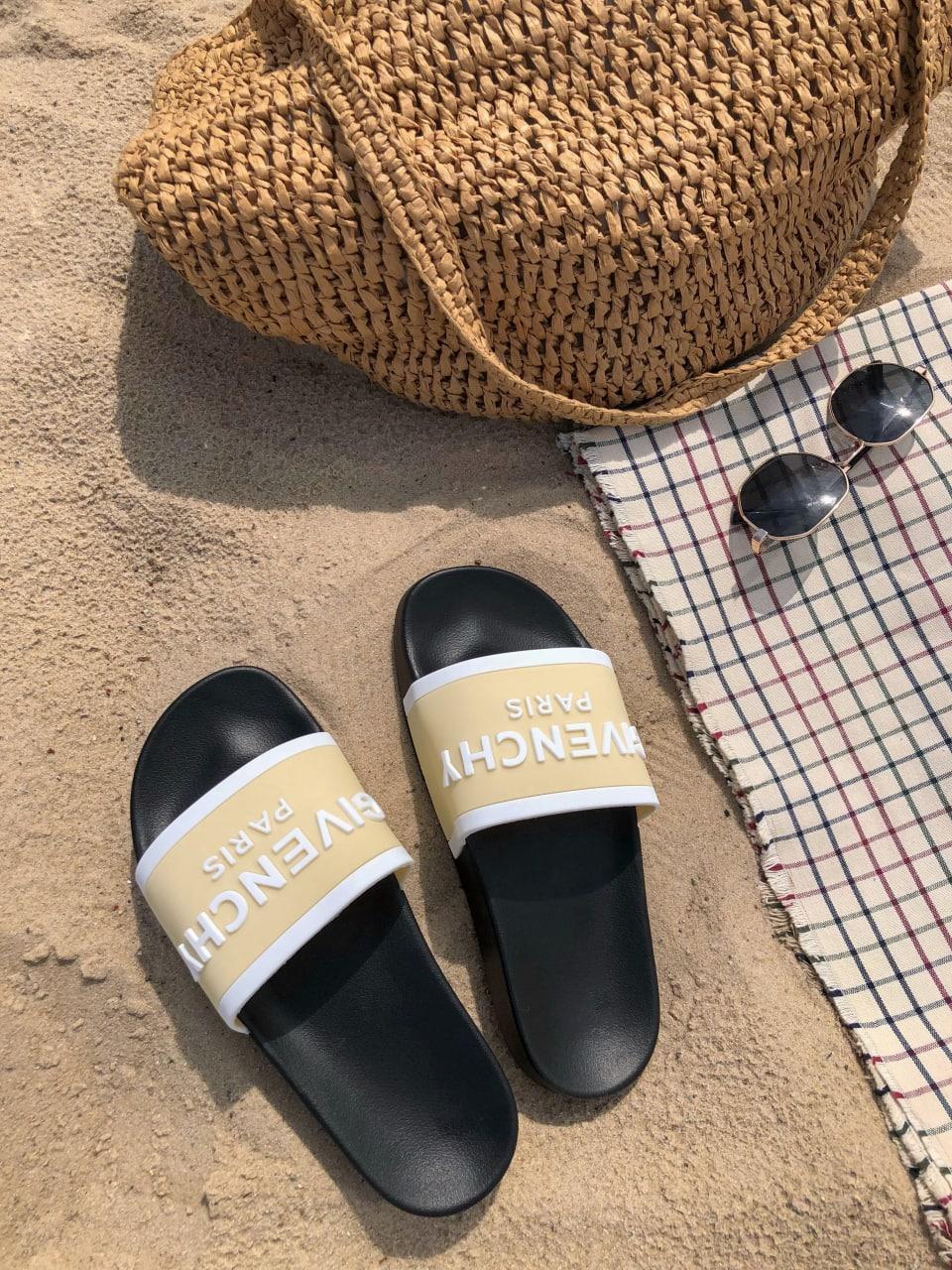 Givenchy Slides Black Beige
