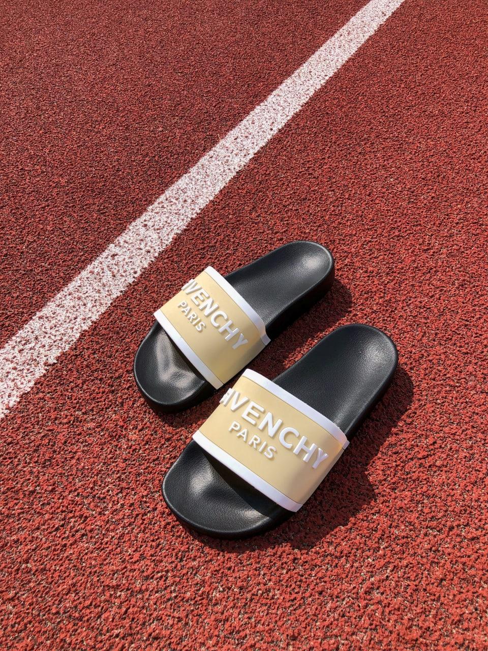 Givenchy Slides Black Beige