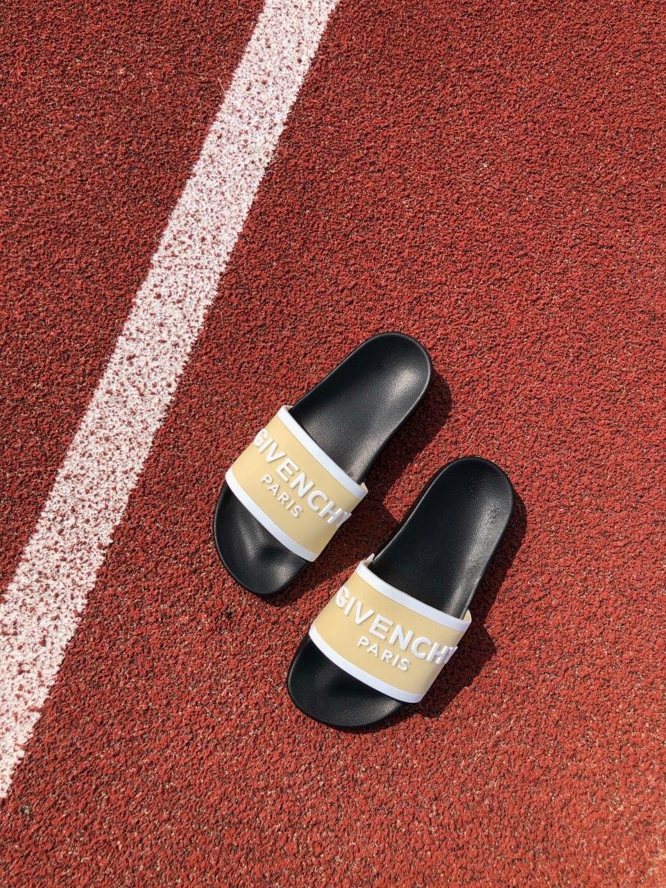 Givenchy Slides Black Beige