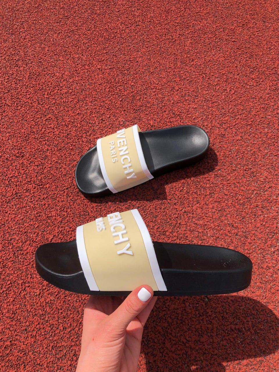 Givenchy Slides Black Beige
