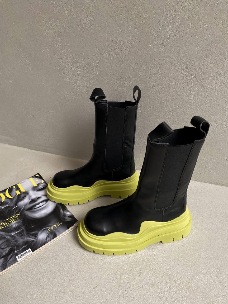 Bottega Veneta Yellow Premium
