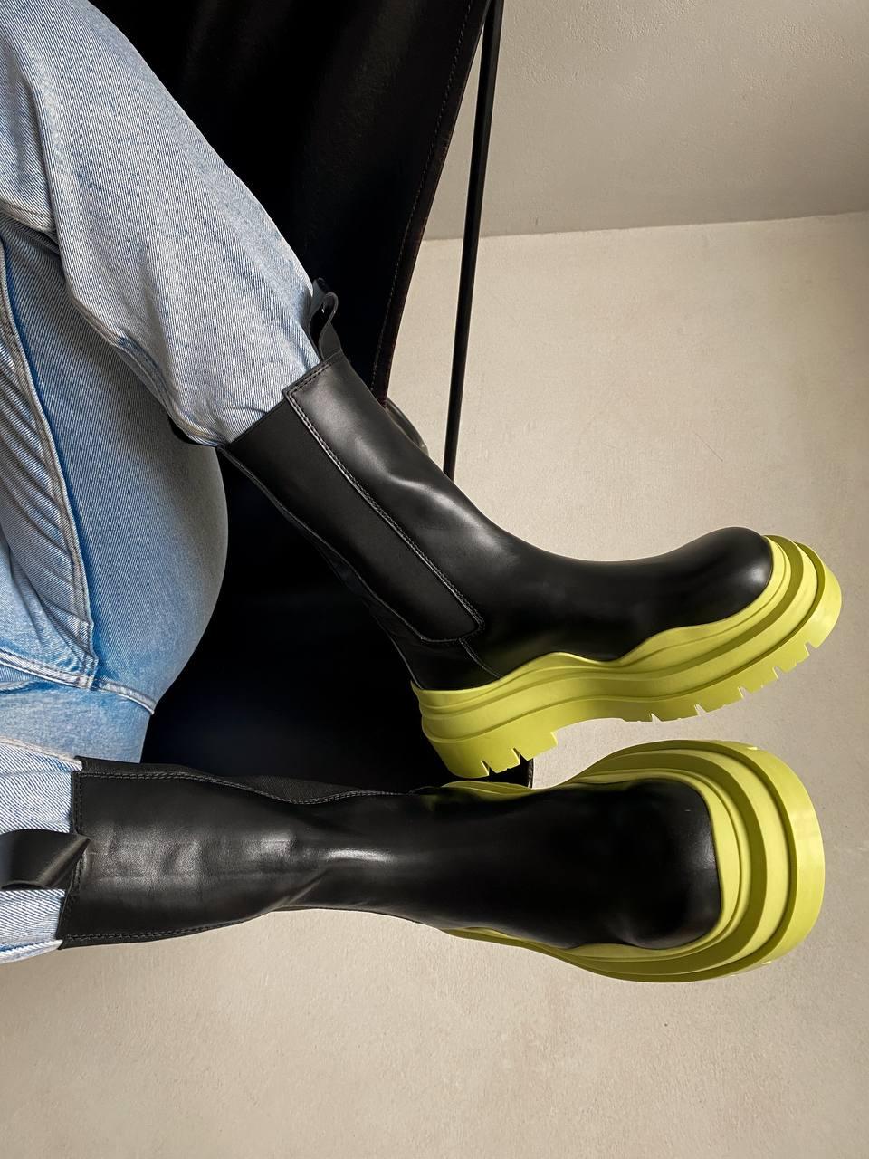 Bottega Veneta Yellow Premium