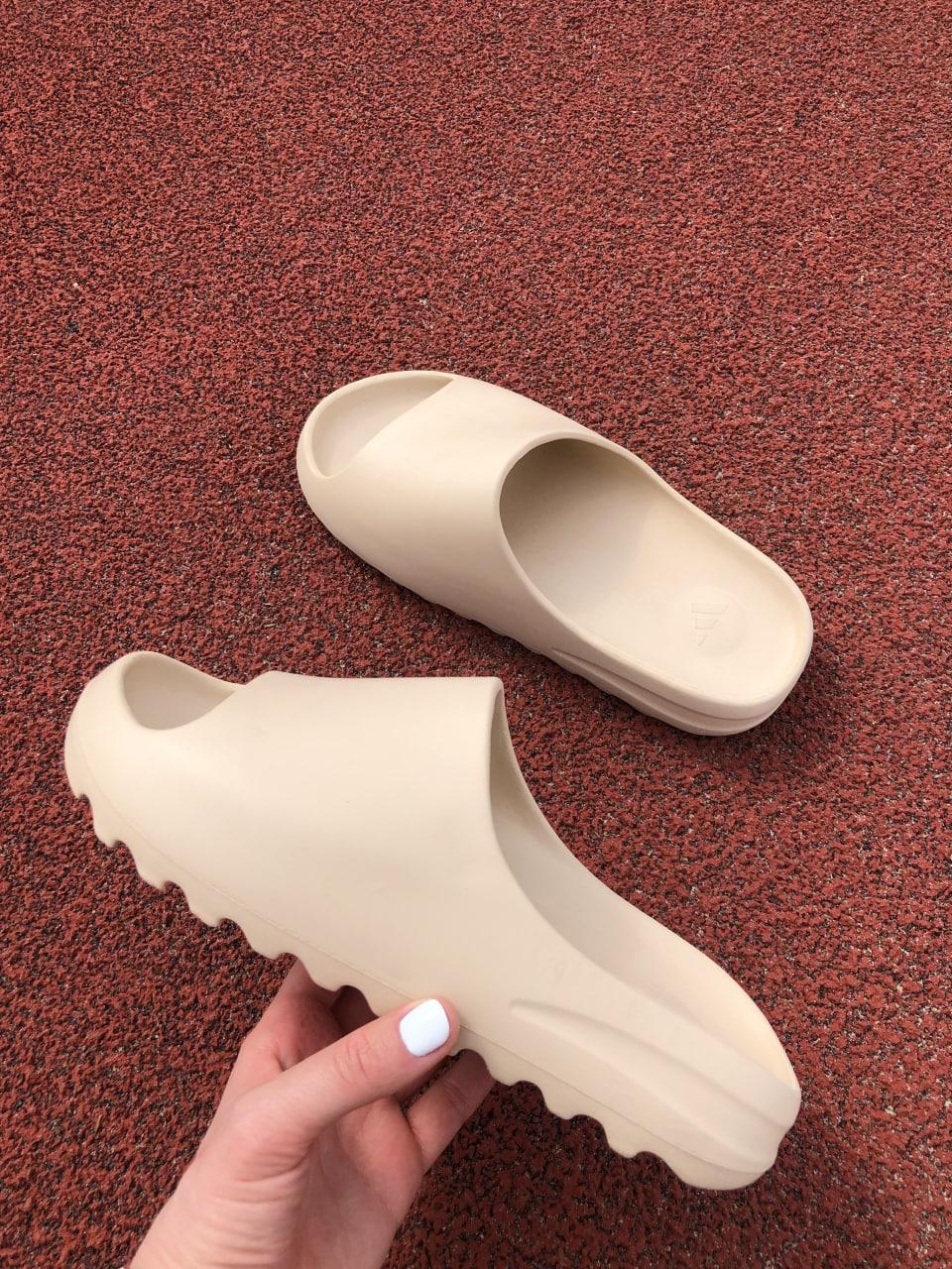 Adidas Yeezy Slide Pure 2022
