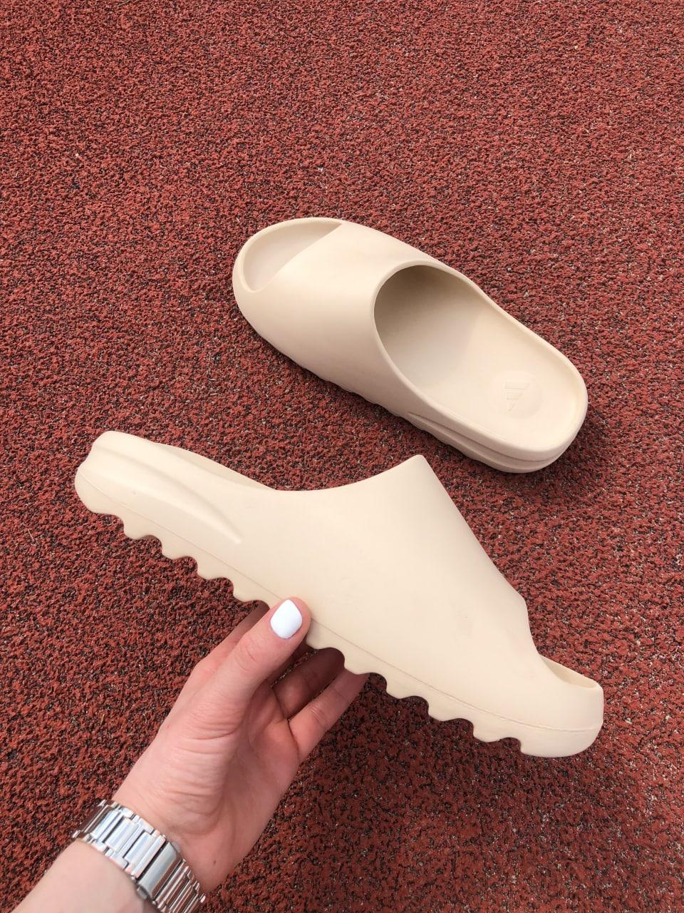 Adidas Yeezy Slide Pure 2022