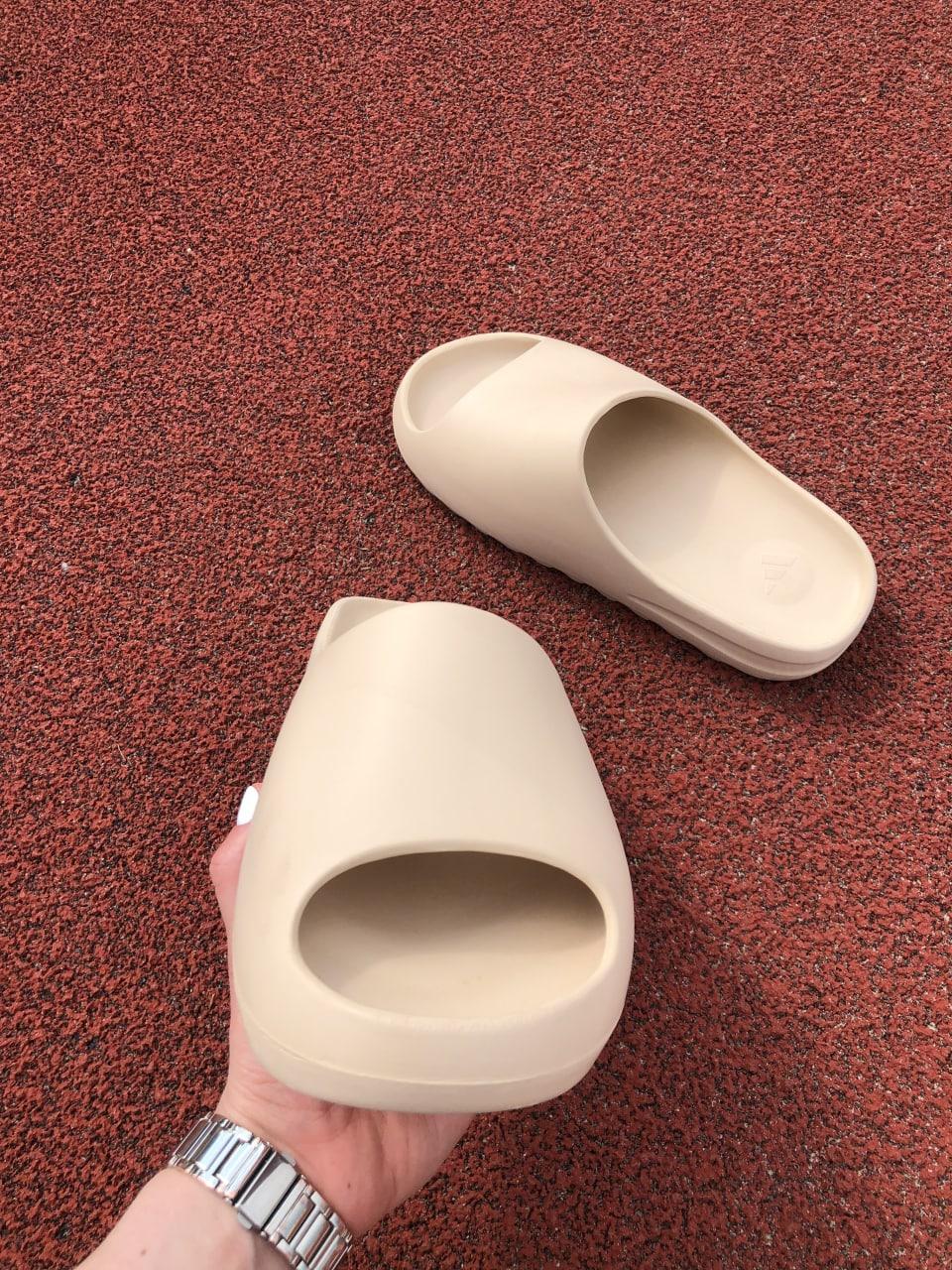 Adidas Yeezy Slide Pure 2022