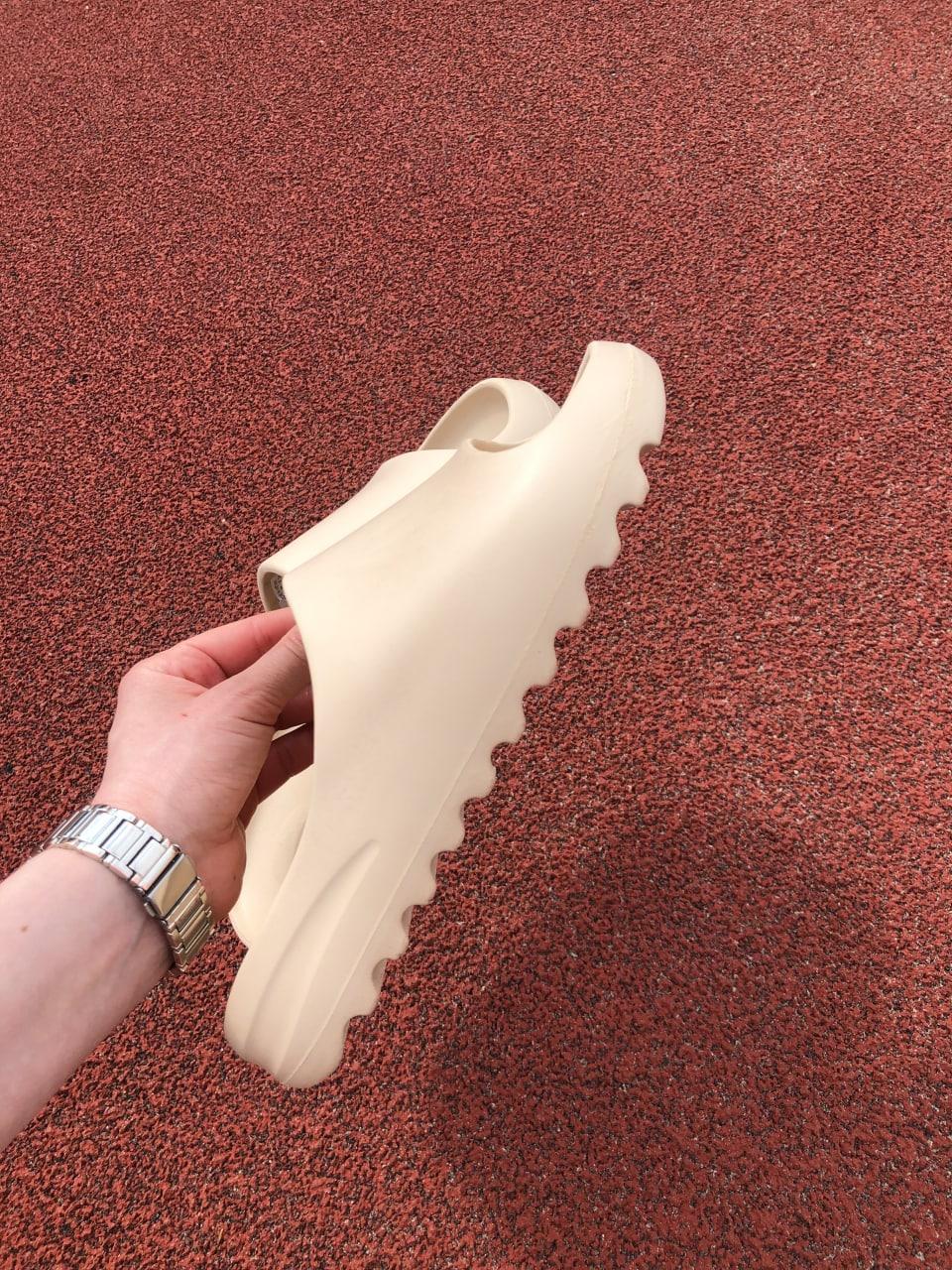 Adidas Yeezy Slide Pure 2022