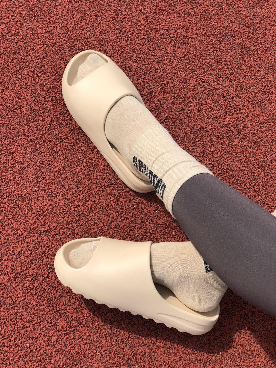 Adidas Yeezy Slide Pure 2022