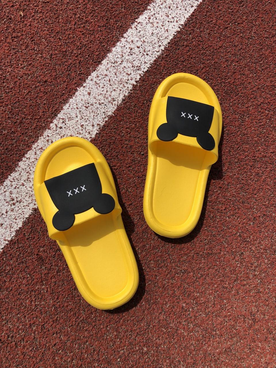 Slide Yellow