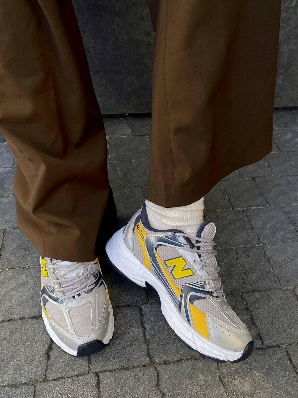 New Balance 530 Yellow Silver