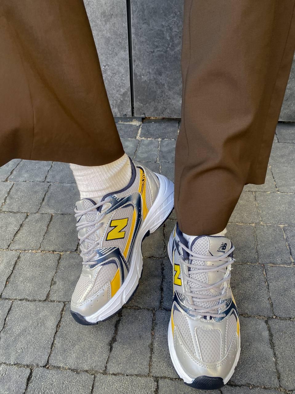 New Balance 530 Yellow Silver