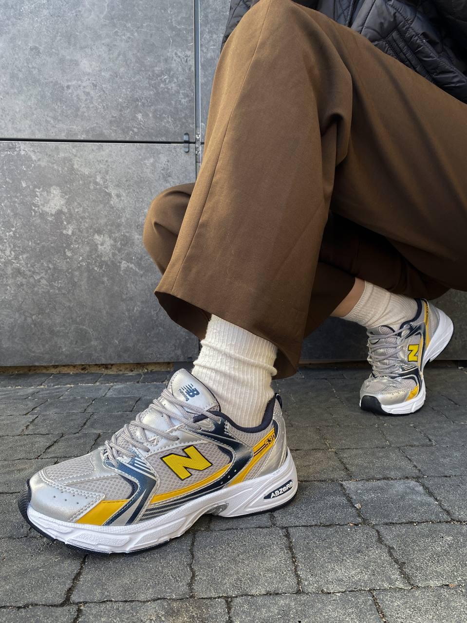 New Balance 530 Yellow Silver