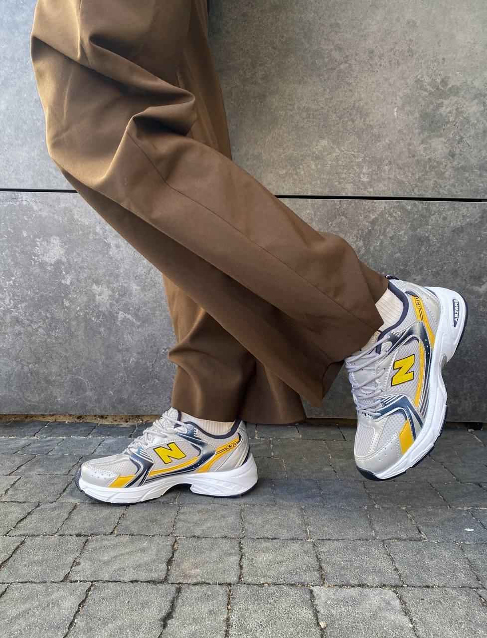 New Balance 530 Yellow Silver