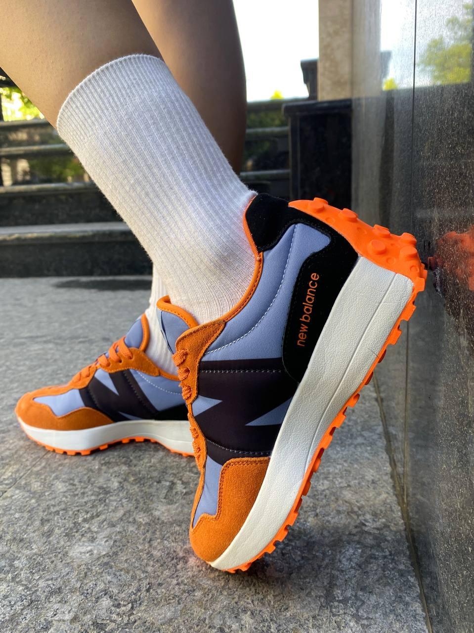 New Balance 327 Orange