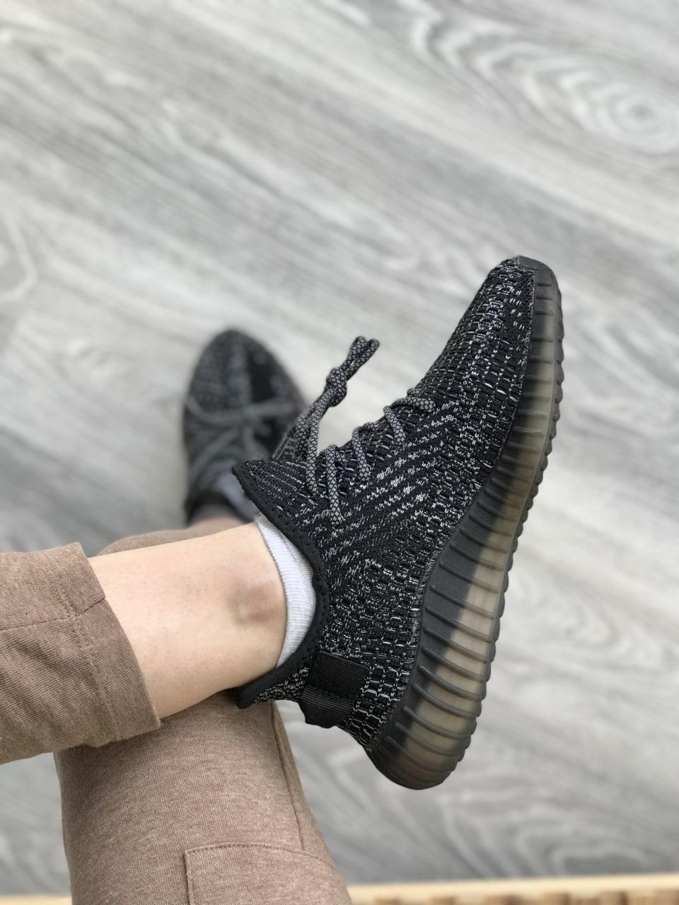 Sneakers Yeezy 350 Black (Рефлективні Шнурки)