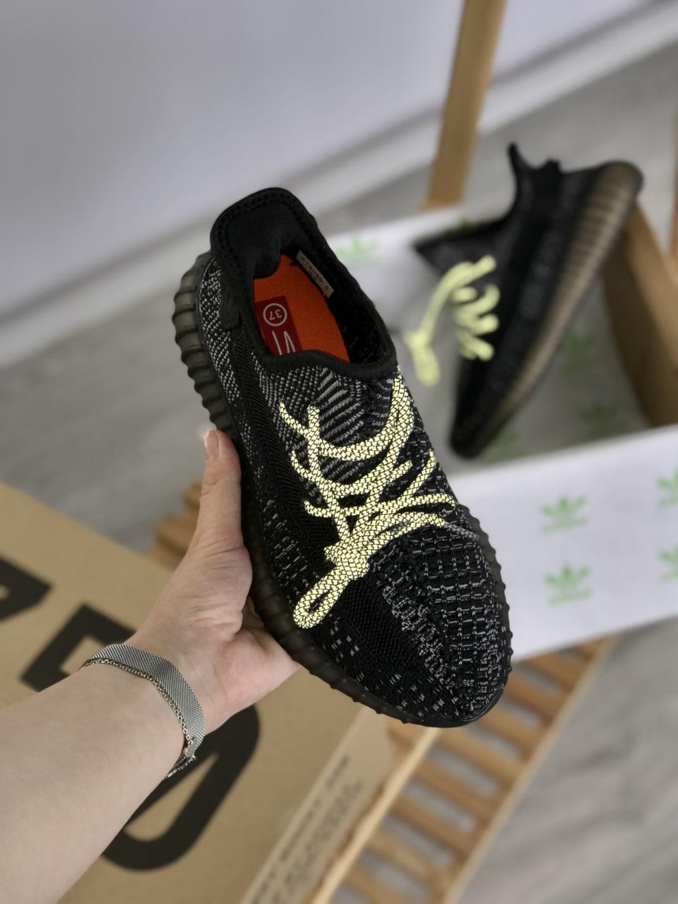 Sneakers Yeezy 350 Black (Рефлективні Шнурки)