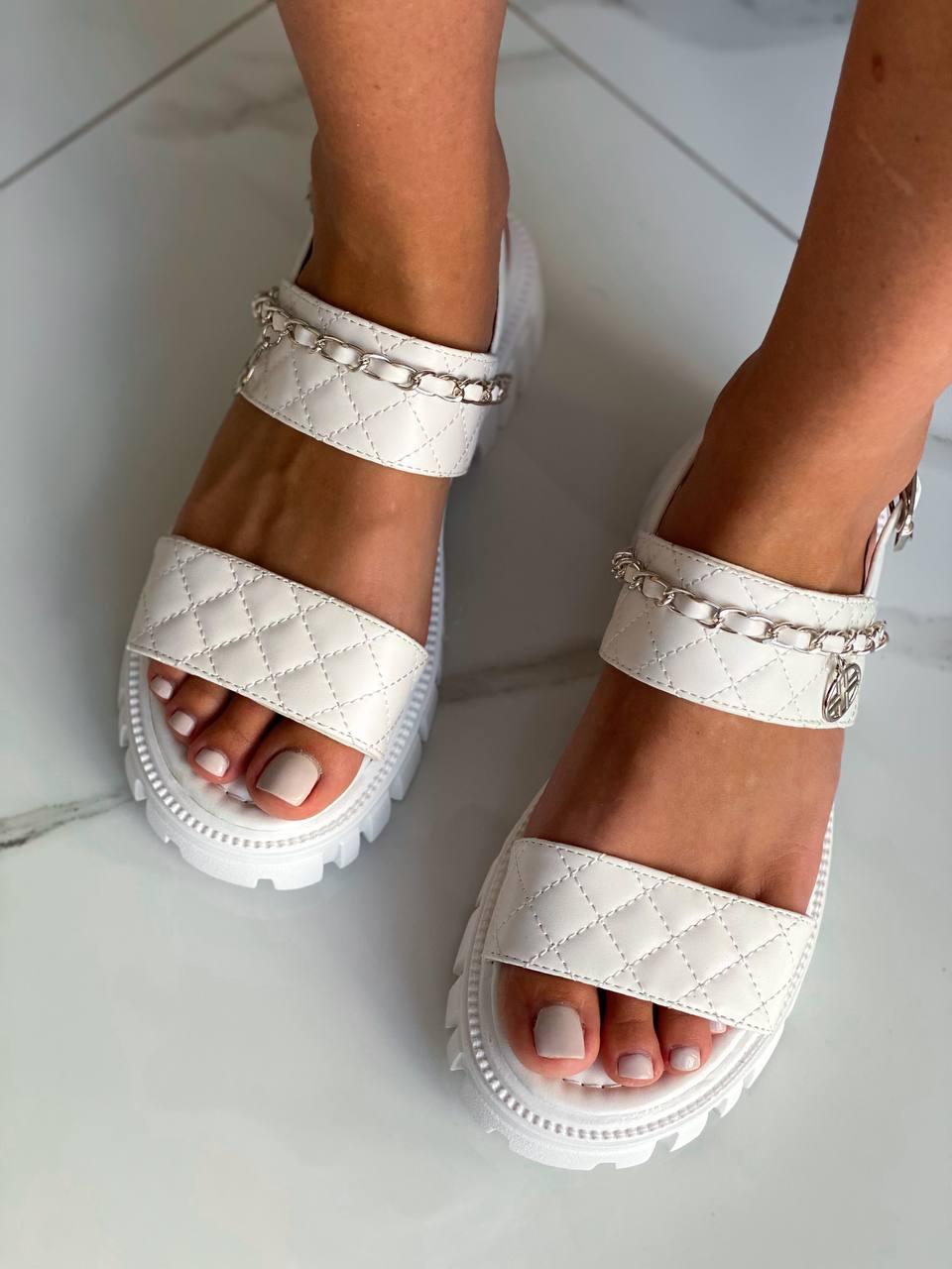 Sandals White No Name
