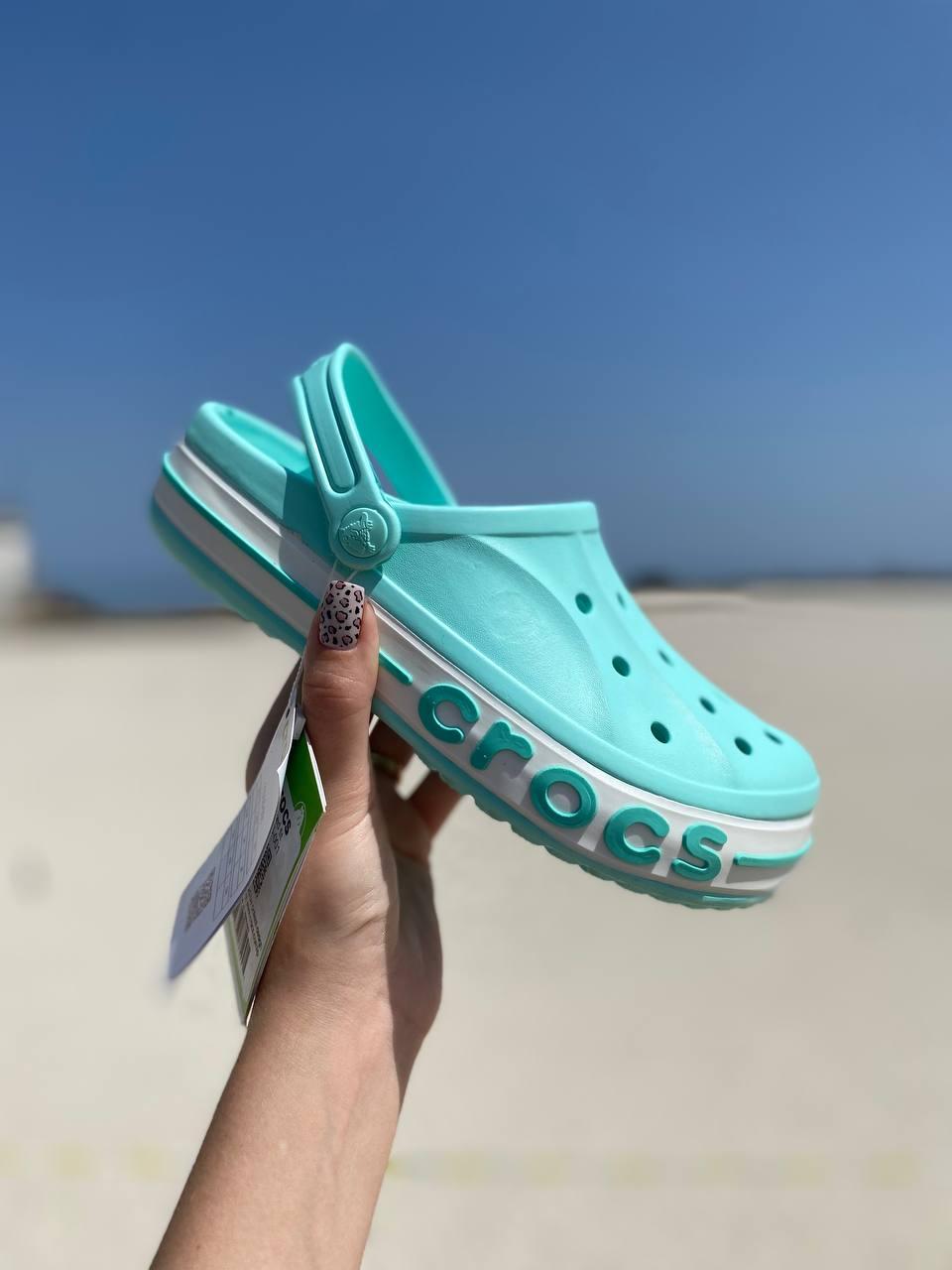 Crocs Turquoise Logo