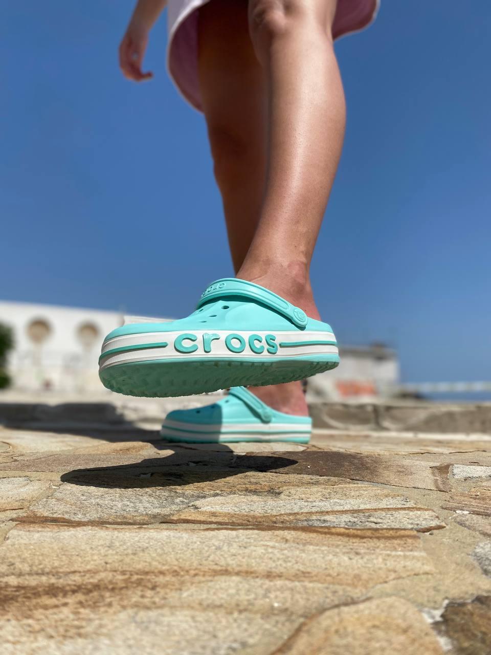 Crocs Turquoise Logo