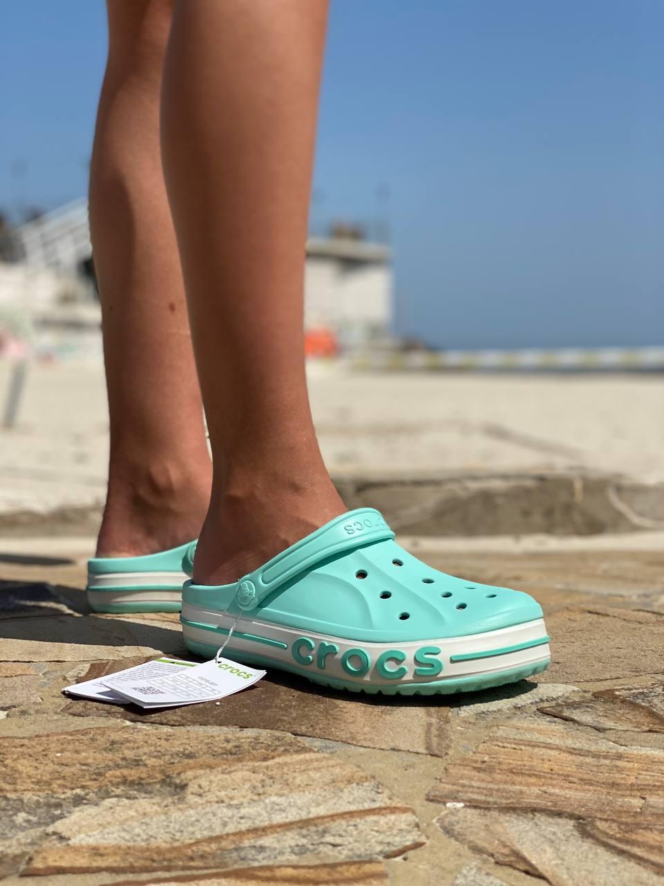 Crocs Turquoise Logo