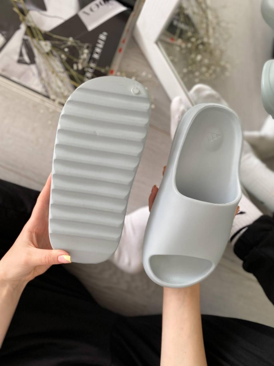 Adidas Yeezy Slide Grey