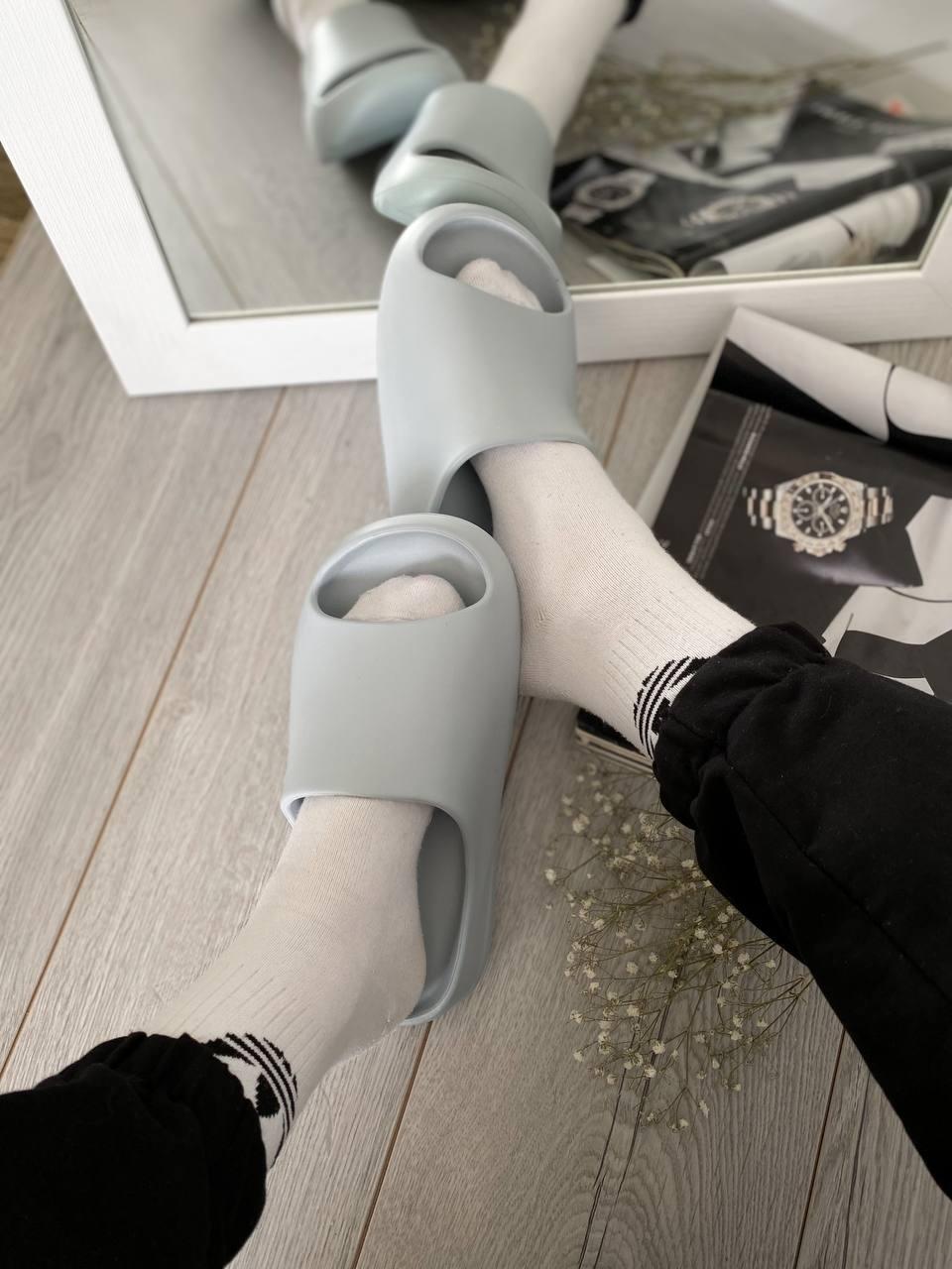 Adidas Yeezy Slide Grey