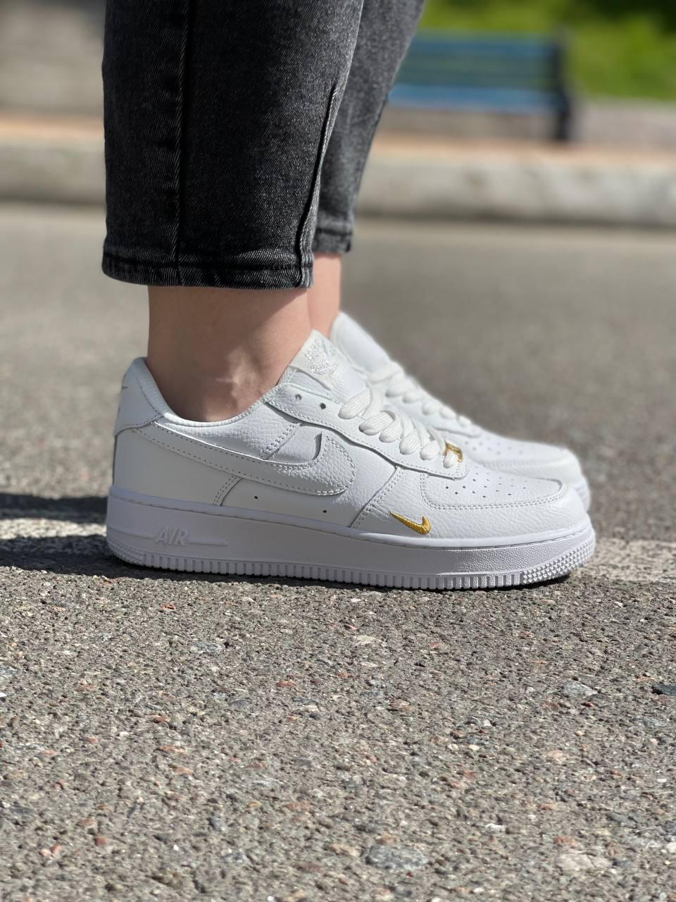 Nike Air Force White