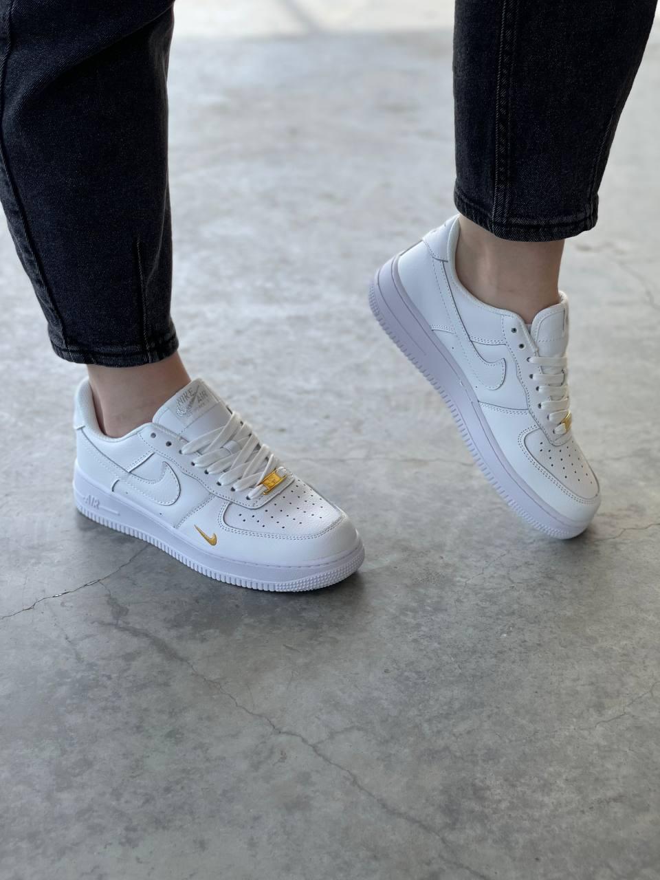 Nike Air Force White