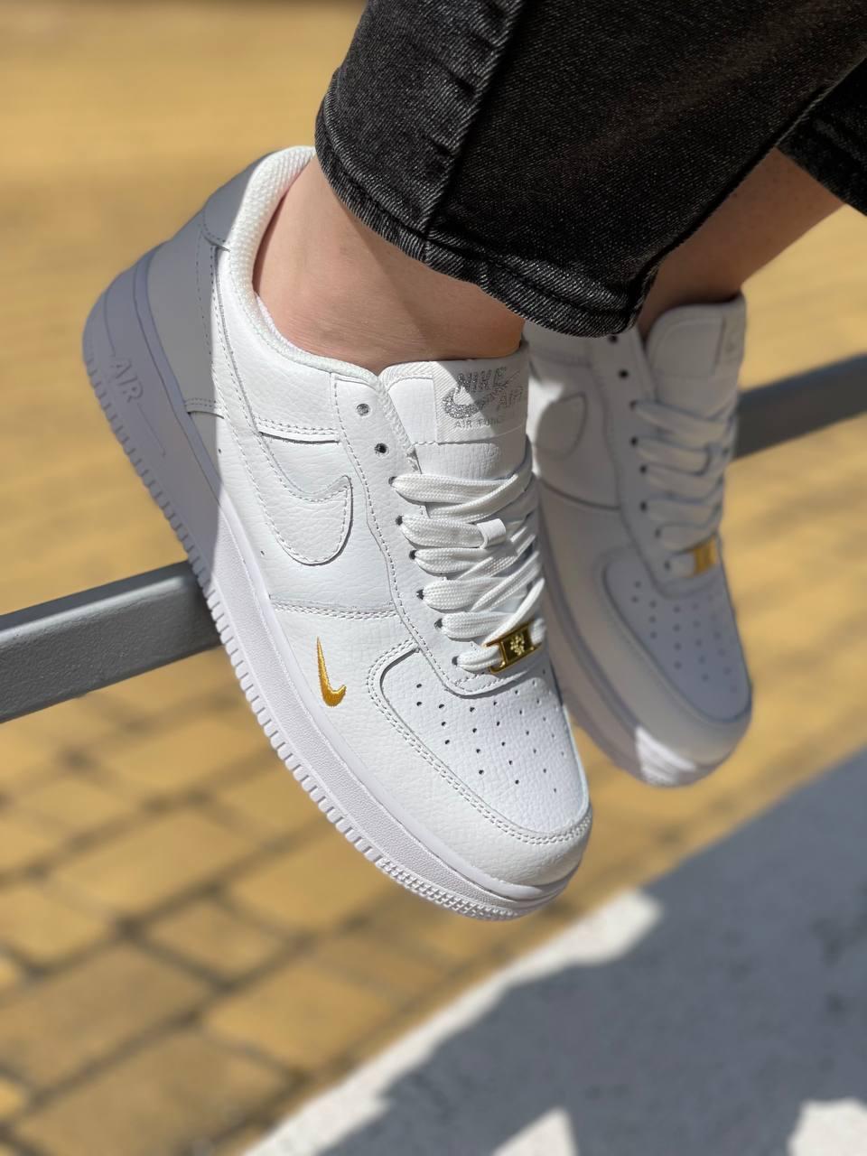Nike Air Force White
