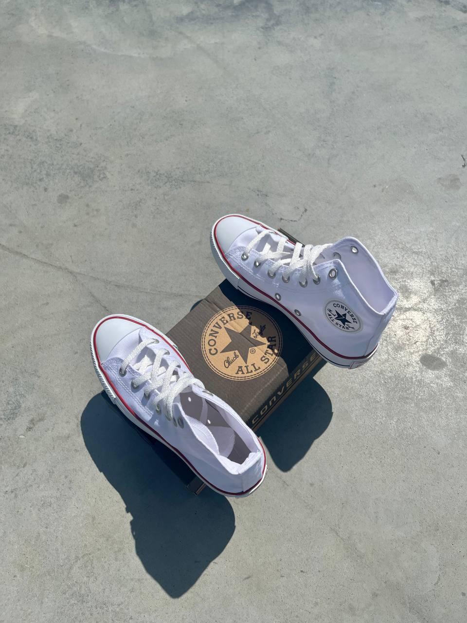 Converse Chuck Taylor All Star Hi White 2