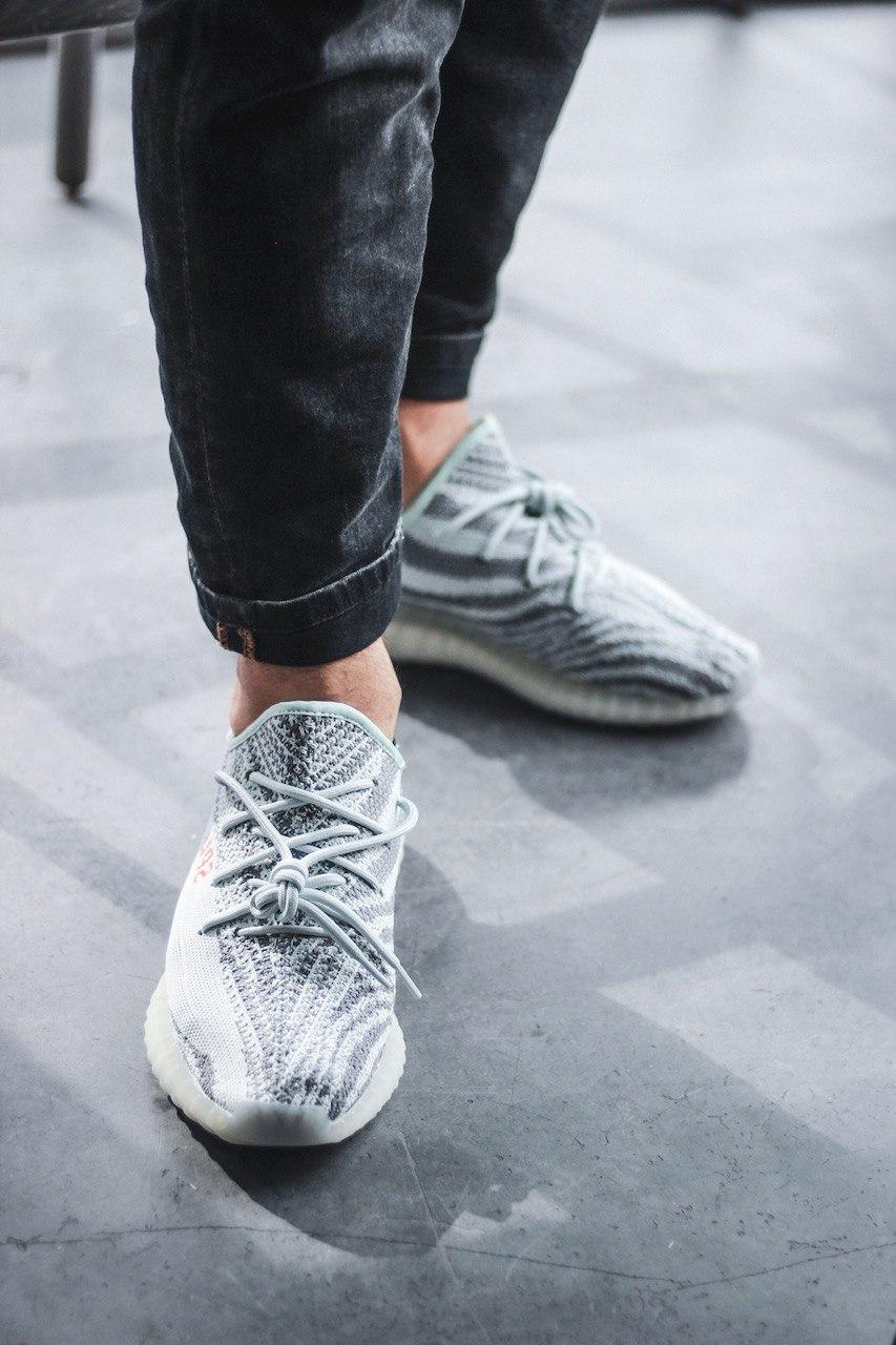Adidas Yeezy Boost 350 V2 Blue Tint