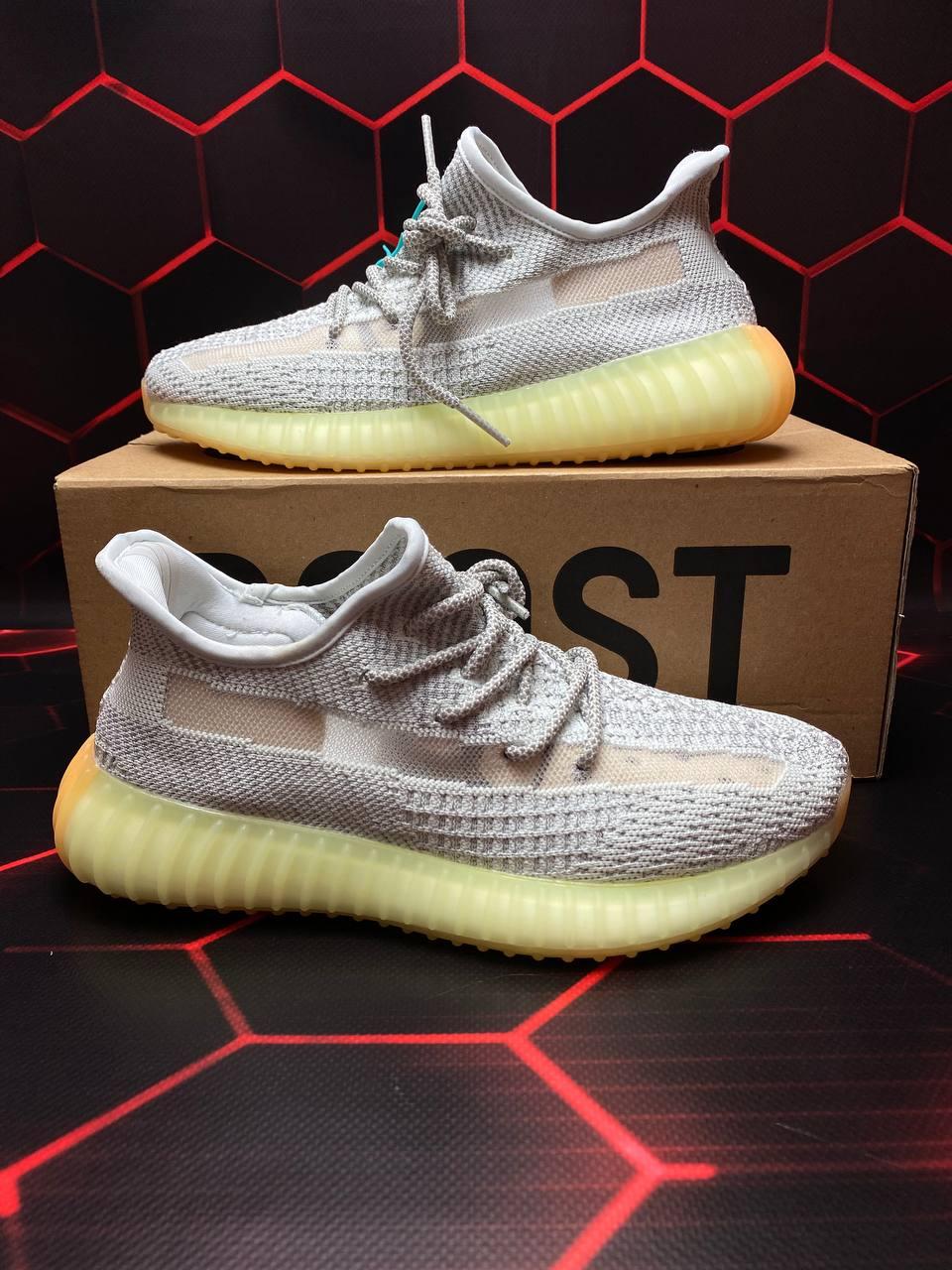 Adidas Yeezy Boost V2 (No reflective)