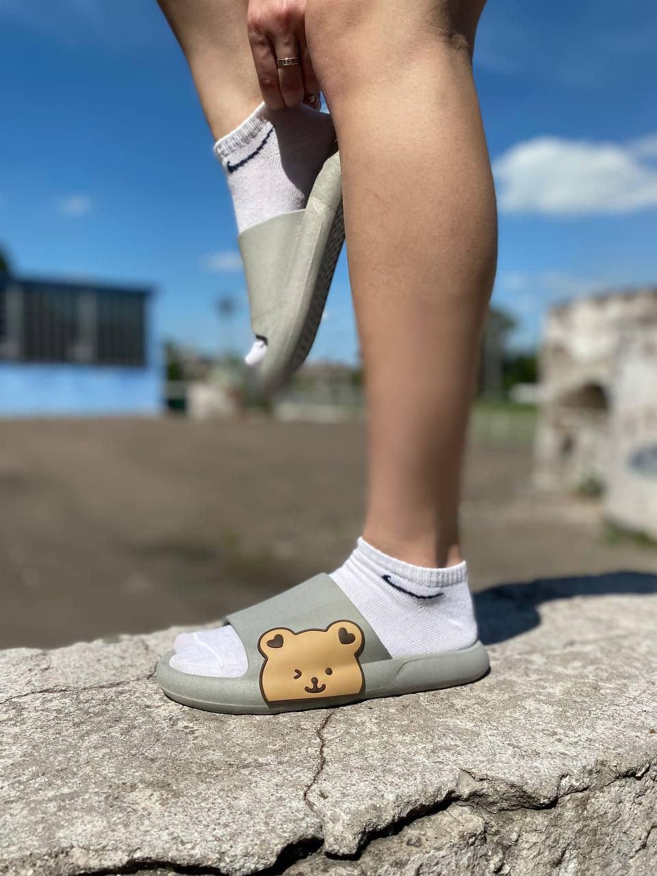 Slide Grey Bear