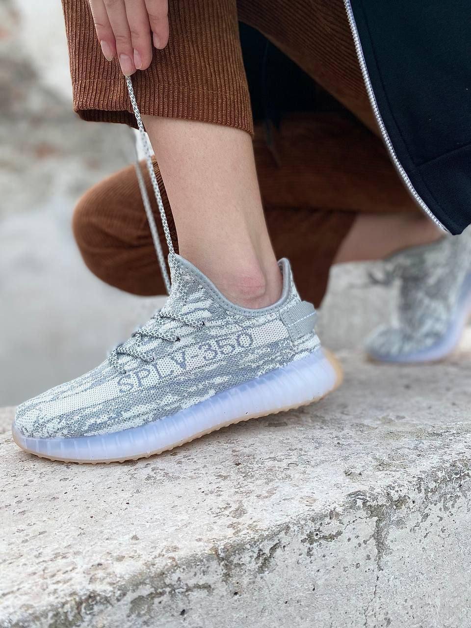 Sneakers 350 low Grey