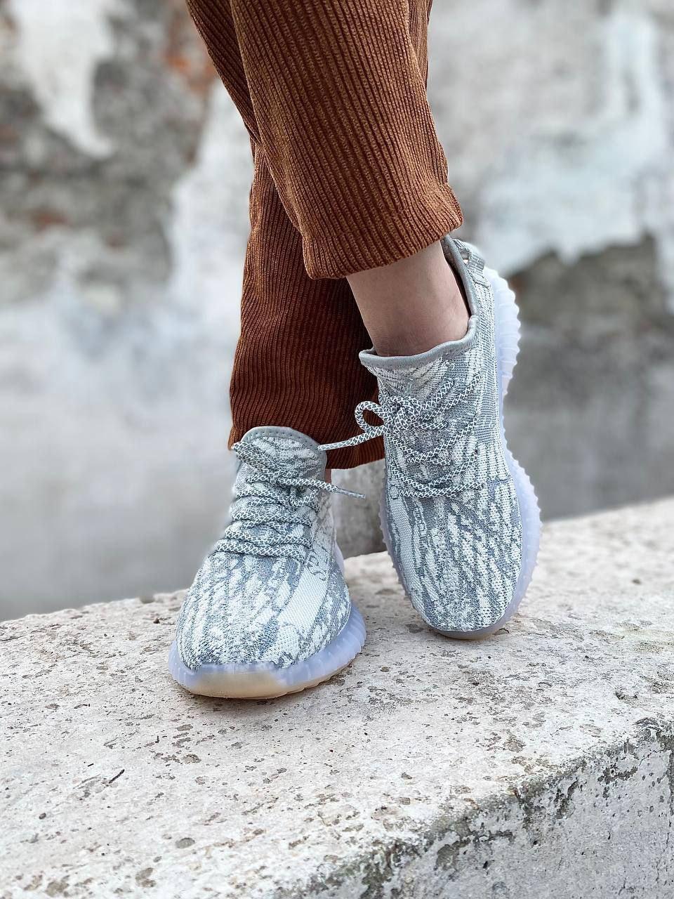 Sneakers 350 low Grey