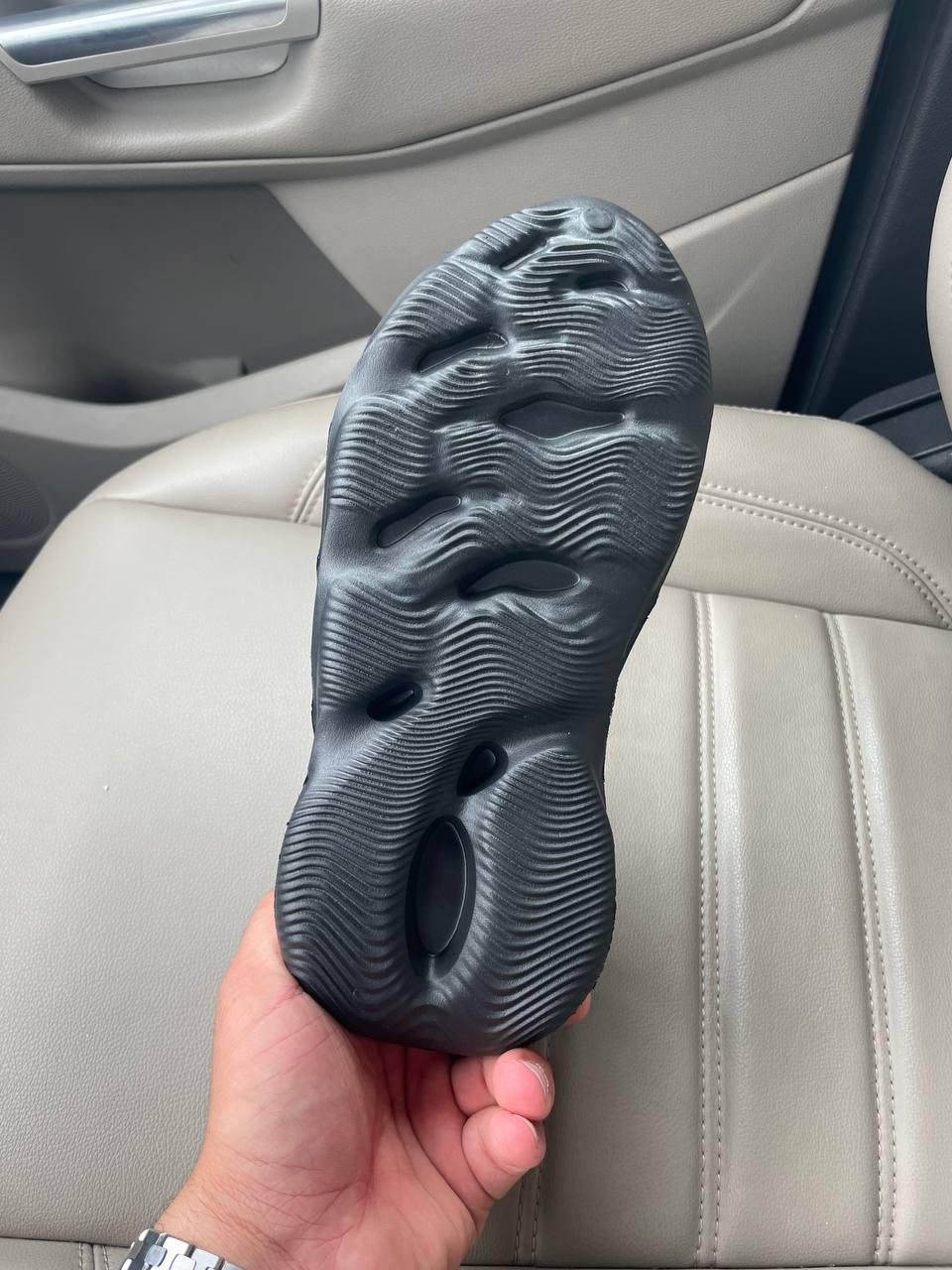 Adidas Yeezy Foam Runner Black (No Logo)