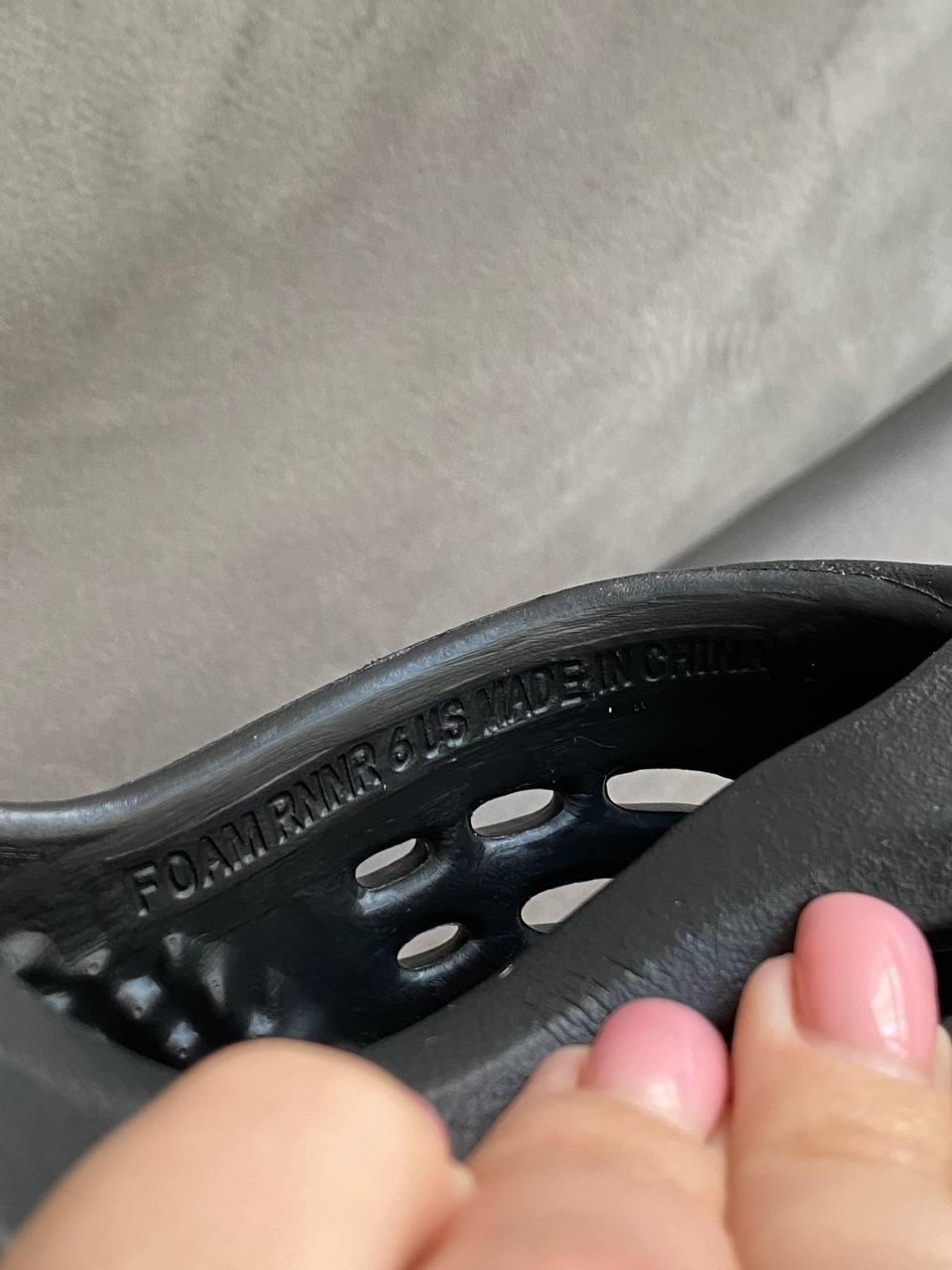 Adidas Yeezy Foam Runner Black (No Logo)