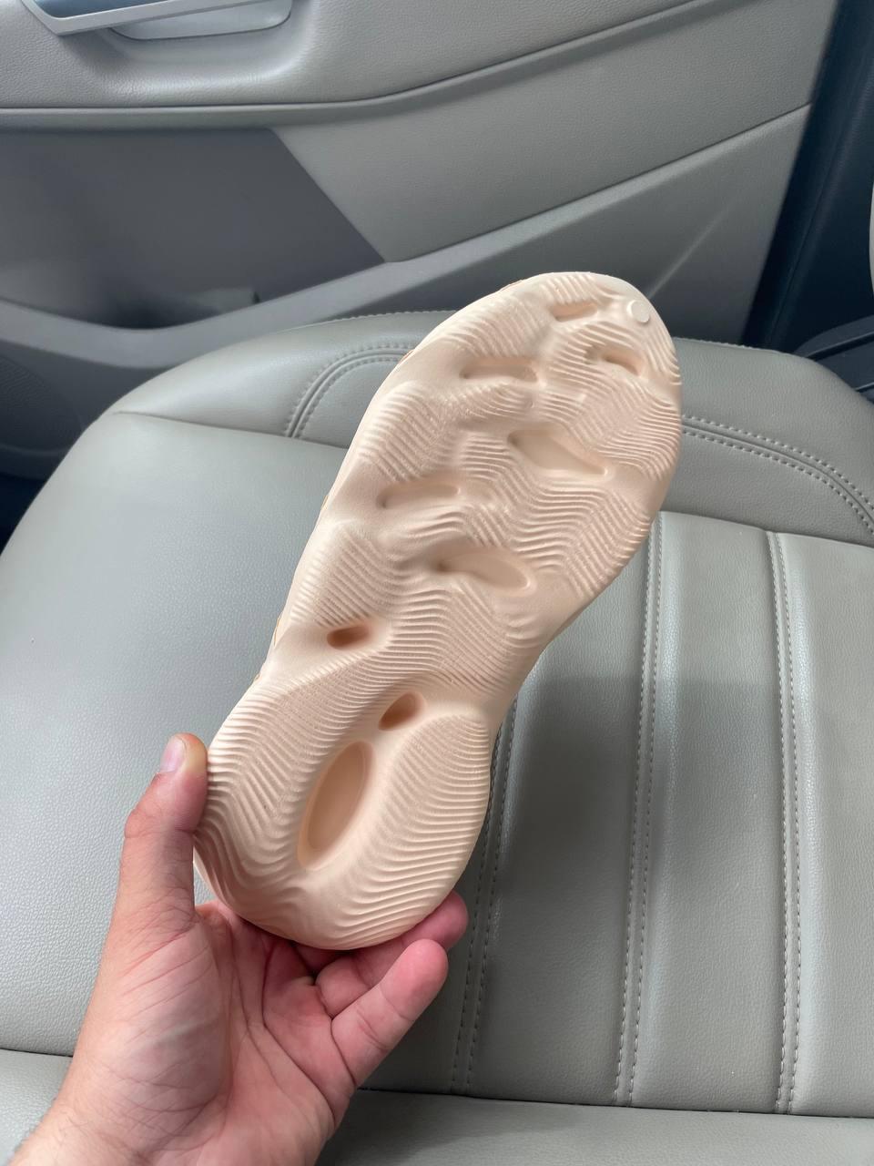 Adidas Yeezy Foam Runner Sand Beige (No Logo)
